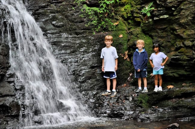 hiking waterfalls with kids