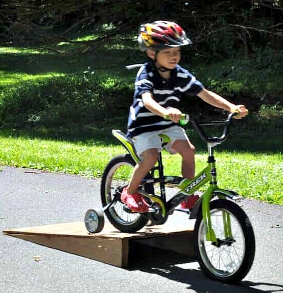 kids bike ramp