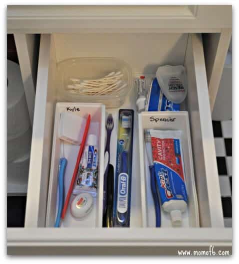 When you have six kids and they all share one bathroom, it helps to have some systems in place so they can keep it organized! Here are some organizing ideas we use in our kids shared bathroom!