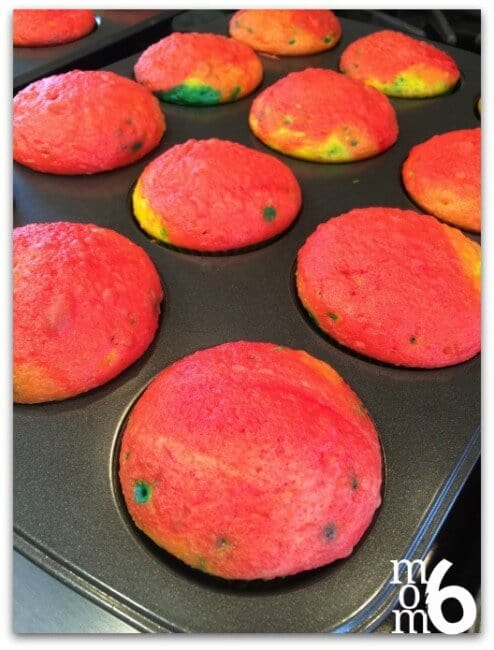 baking rainbow cupcakes