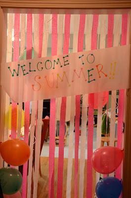 It's always fun to celebrate the end of a school year! Here are 10 last day of school ideas that will get your summer off to a great start!