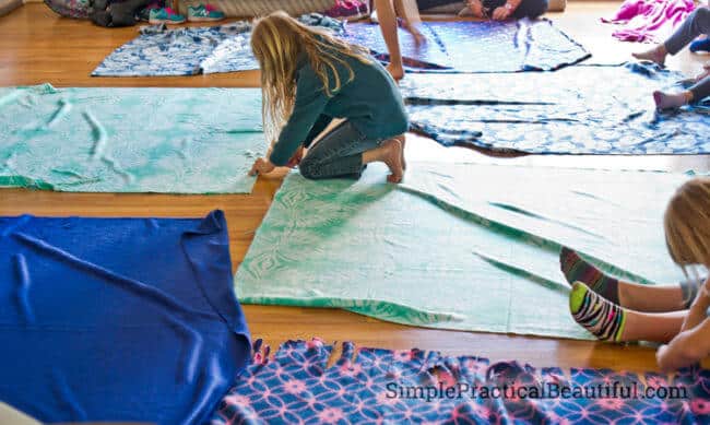 community service blanket making