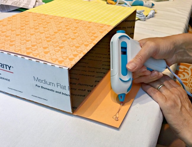 Middle and high school kids need a system to keep their paperwork organized during the school year, and this DIY filing box is a great project you can make in under an hour that will keep your kids organized for the entire school year!