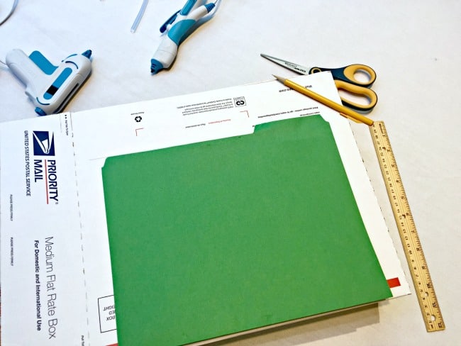 Middle and high school kids need a system to keep their paperwork organized during the school year, and this DIY filing box is a great project you can make in under an hour that will keep your kids organized for the entire school year!