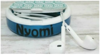 https://www.momof6.com/wp-content/uploads/2017/10/earbud-case-upcycle.jpg