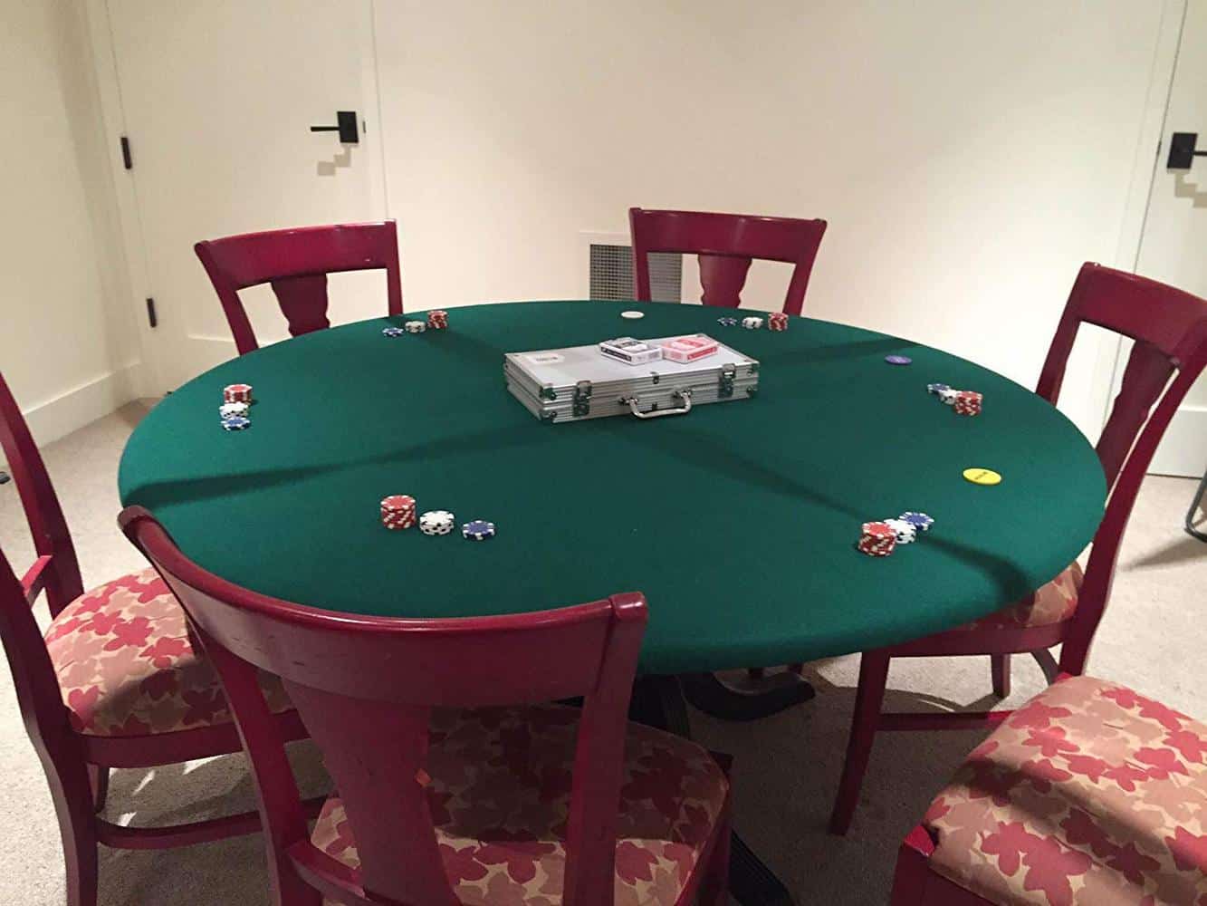 poker night party set up