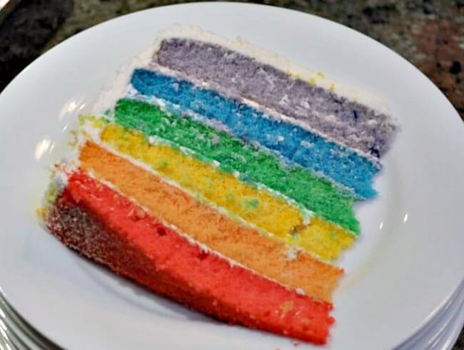 rainbow cake for a rainbow loom party